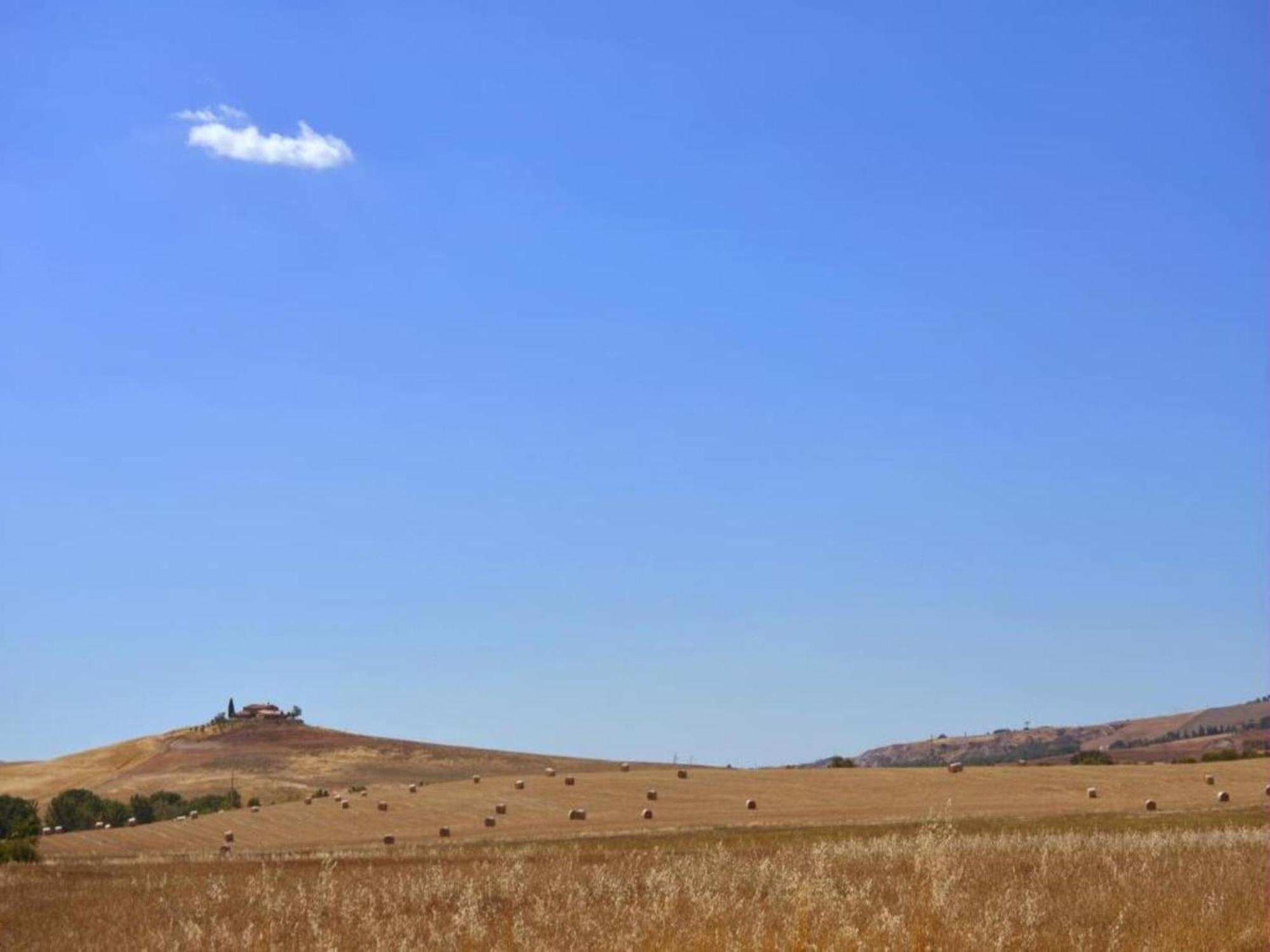 Spacious Farmhouse In Pienza With Swimming Pool Contignano Exterior photo
