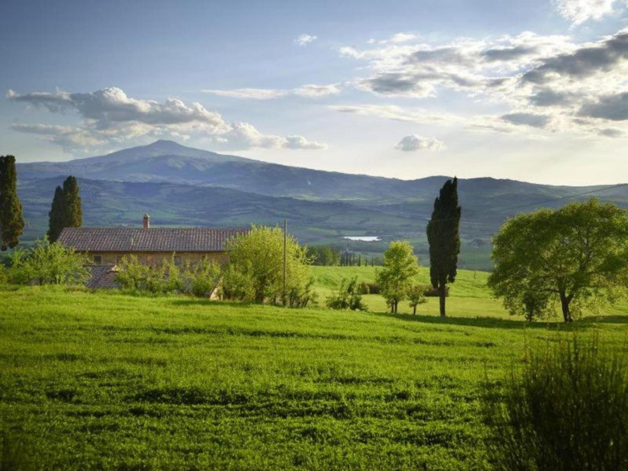 Spacious Farmhouse In Pienza With Swimming Pool Contignano Exterior photo